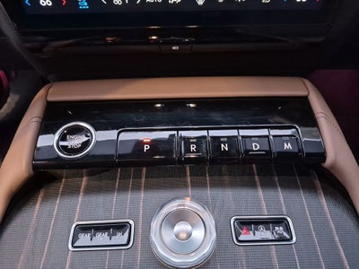 2025 Lincoln Navigator L Black Label