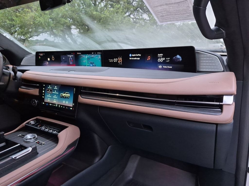 2025 Lincoln Navigator L Black Label