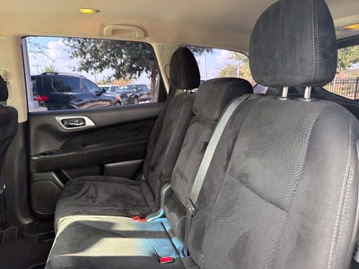 2015 Nissan Pathfinder S