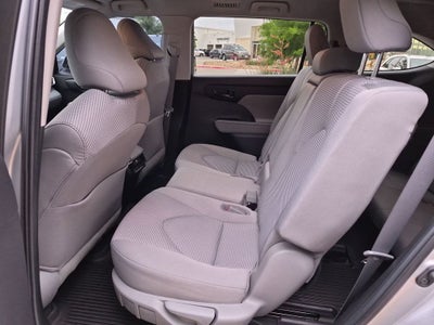 2023 Toyota Highlander L