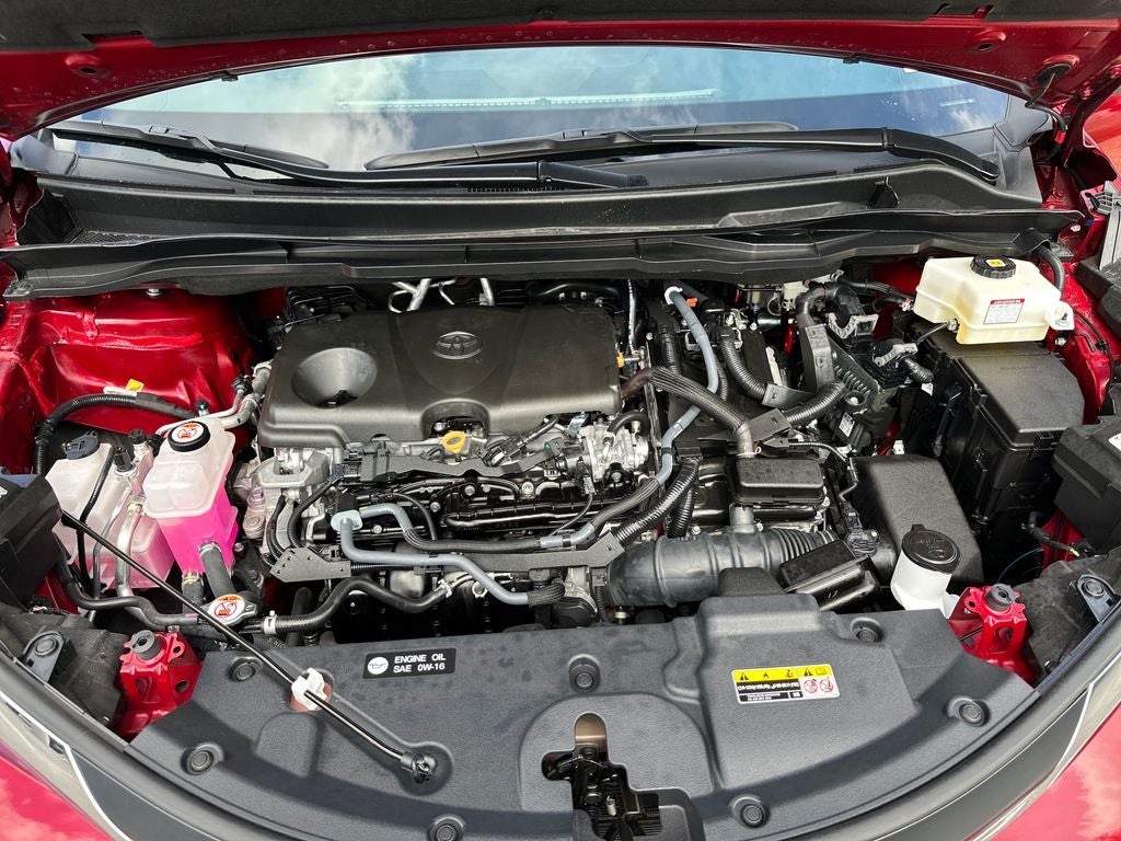 2025 Toyota Sienna XLE 8 Passenger