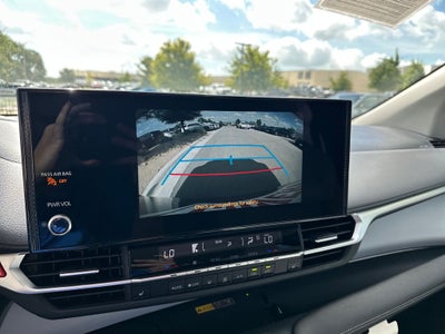 2025 Toyota Sienna XLE 8 Passenger