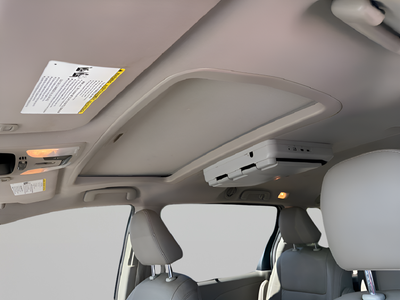 2017 Toyota Sienna XLE 8 Passenger