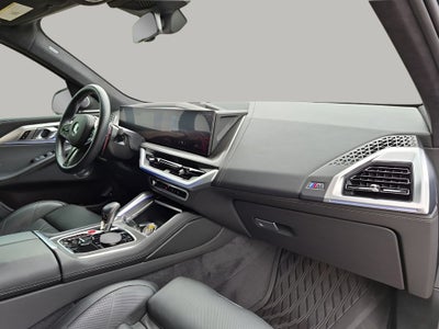 2025 BMW XM Base