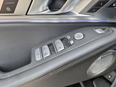2025 BMW XM Base
