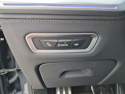 2025 BMW XM Base