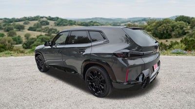 2025 BMW XM Base