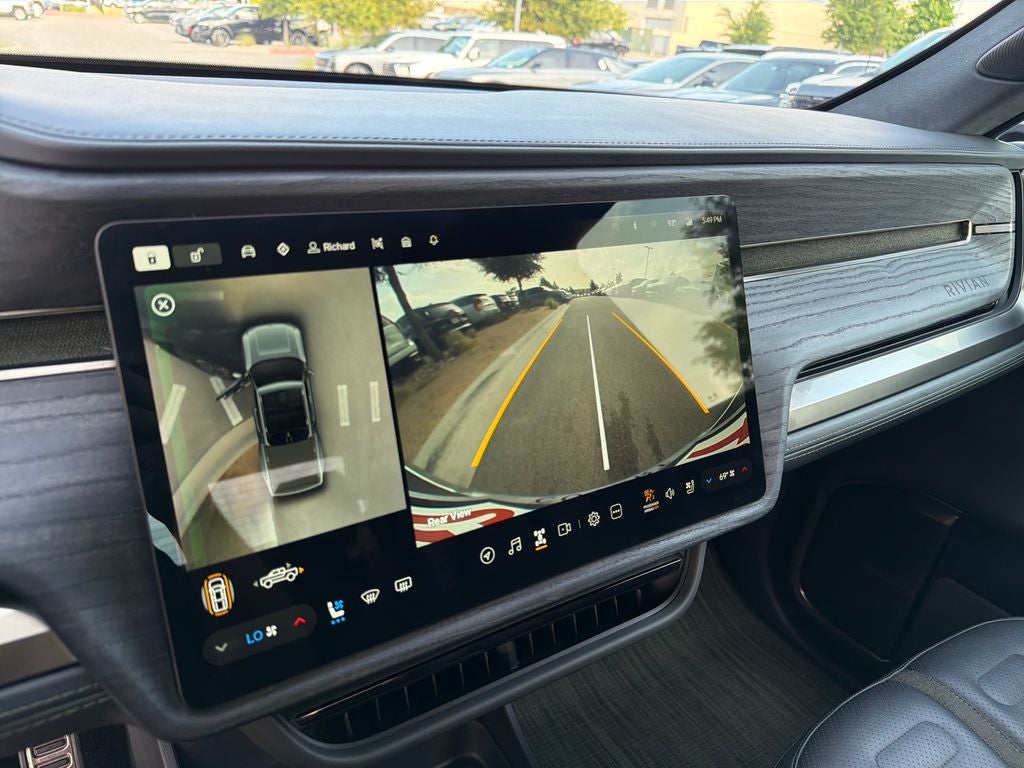 2022 Rivian R1T Adventure