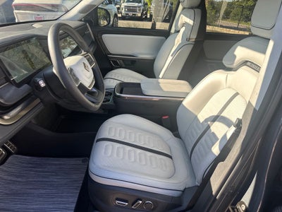2024 Rivian R1S Adventure Dual Motor Large Pack