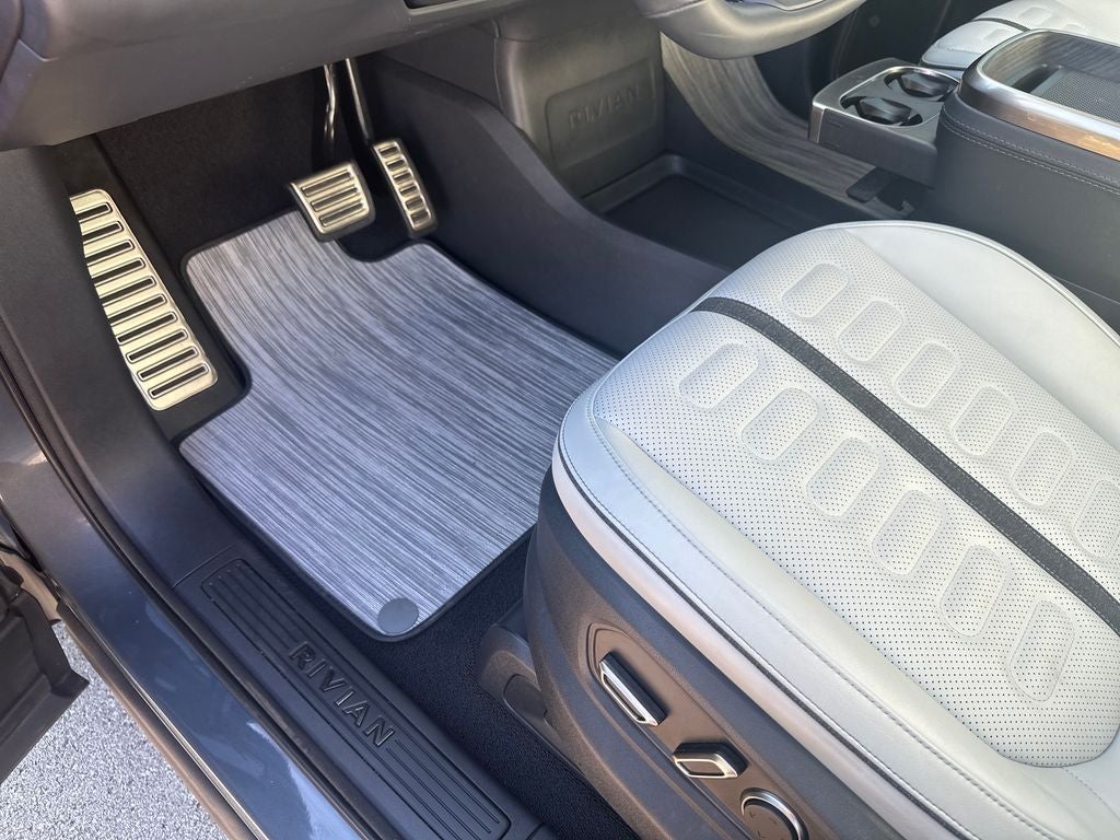 2024 Rivian R1S Adventure Dual Motor Large Pack