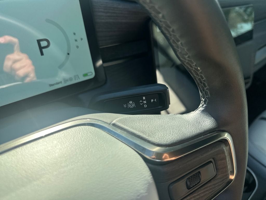 2024 Rivian R1S Adventure Dual Motor Large Pack