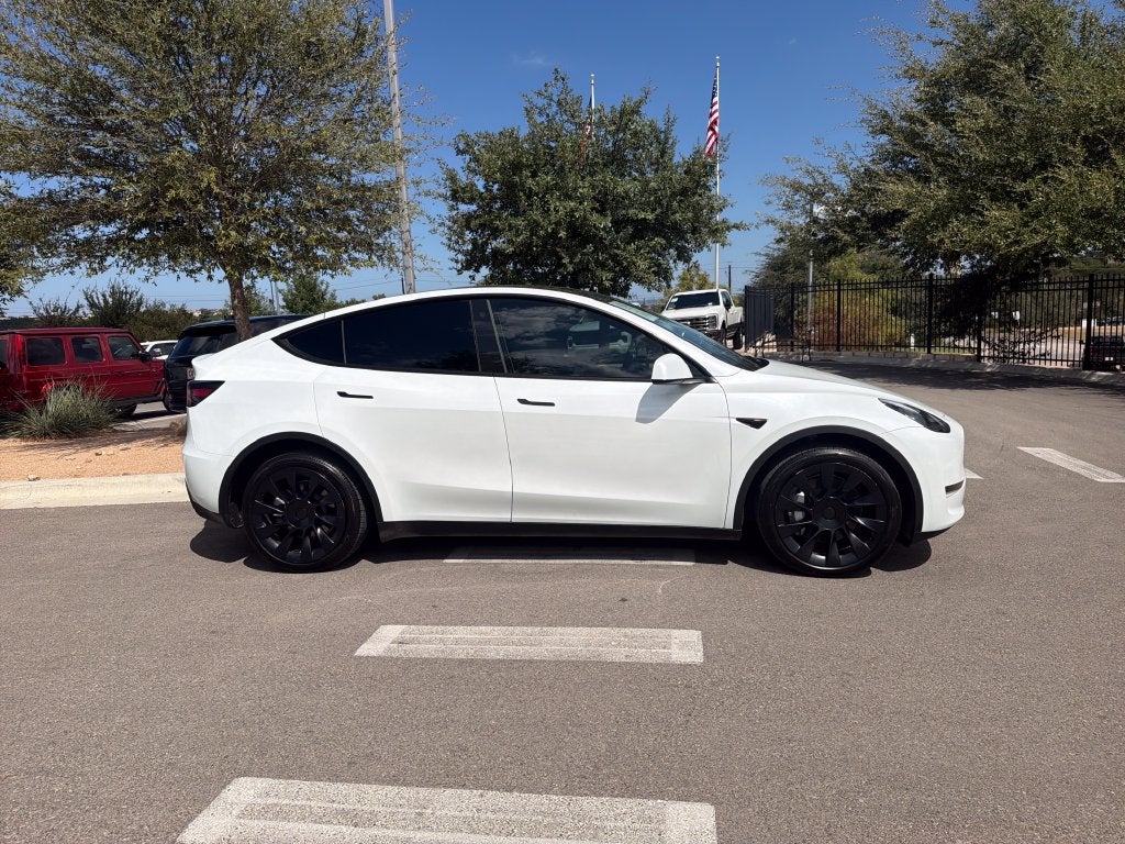 2023 Tesla Model Y Standard Range