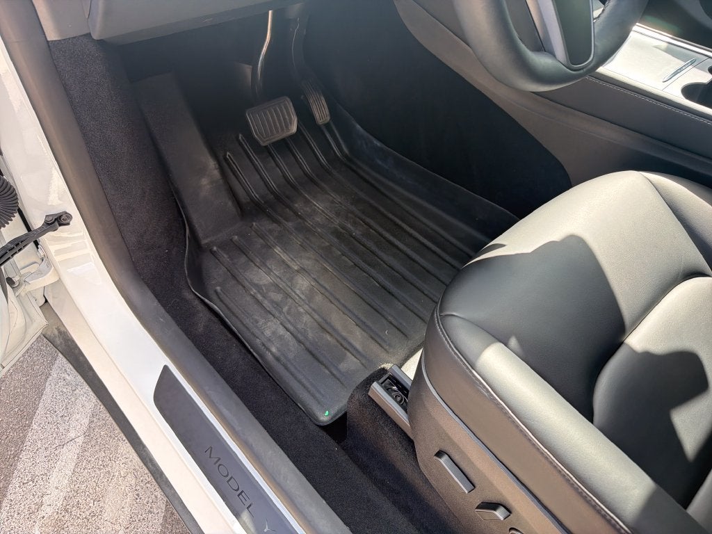 2023 Tesla Model Y Standard Range
