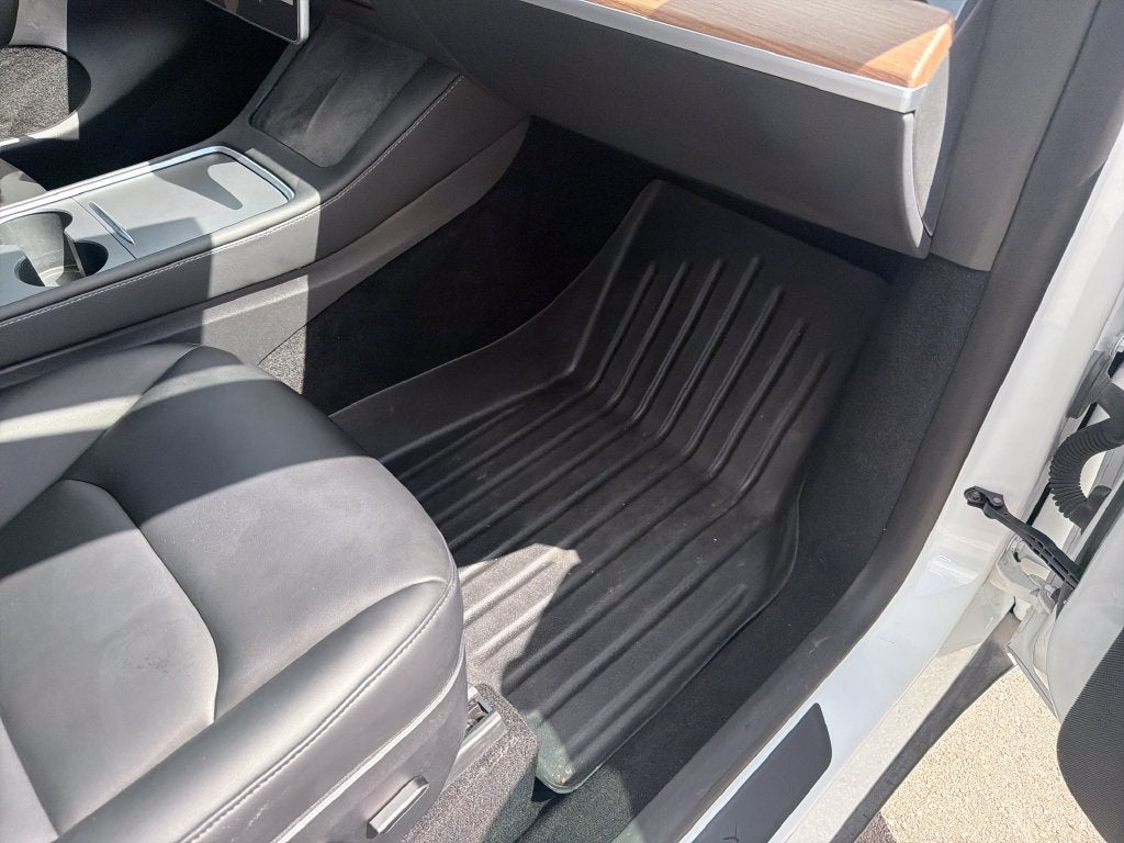 2023 Tesla Model Y Standard Range