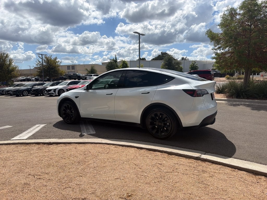 2023 Tesla Model Y Standard Range