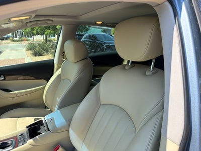 2017 INFINITI QX50 Base