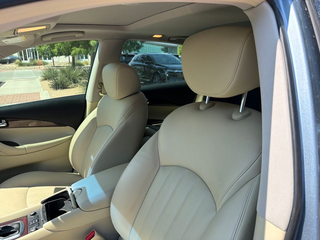 2017 INFINITI QX50 Base