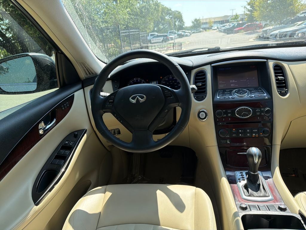 2017 INFINITI QX50 Base