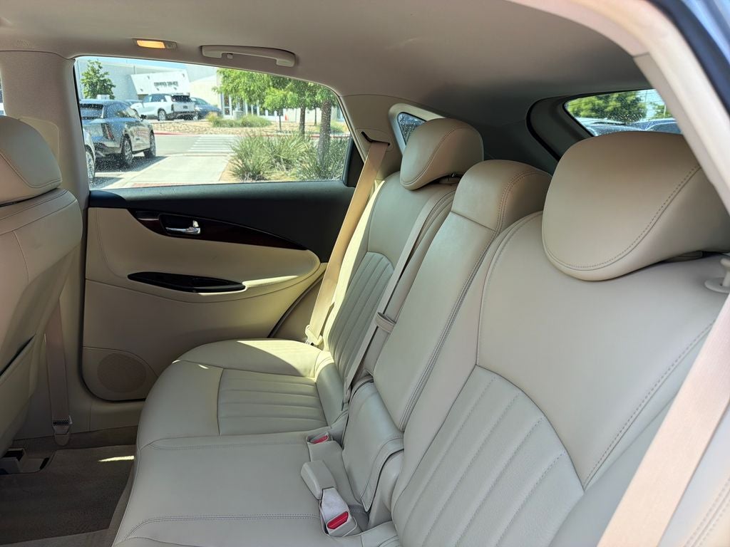 2017 INFINITI QX50 Base