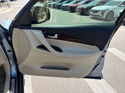 2017 INFINITI QX50 Base