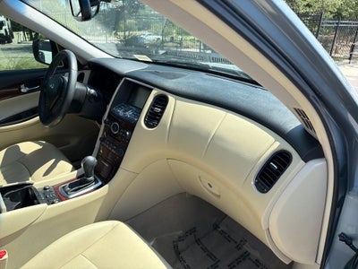 2017 INFINITI QX50 Base