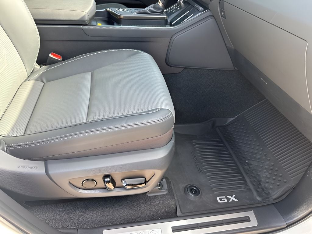 2024 Lexus GX 550 Luxury