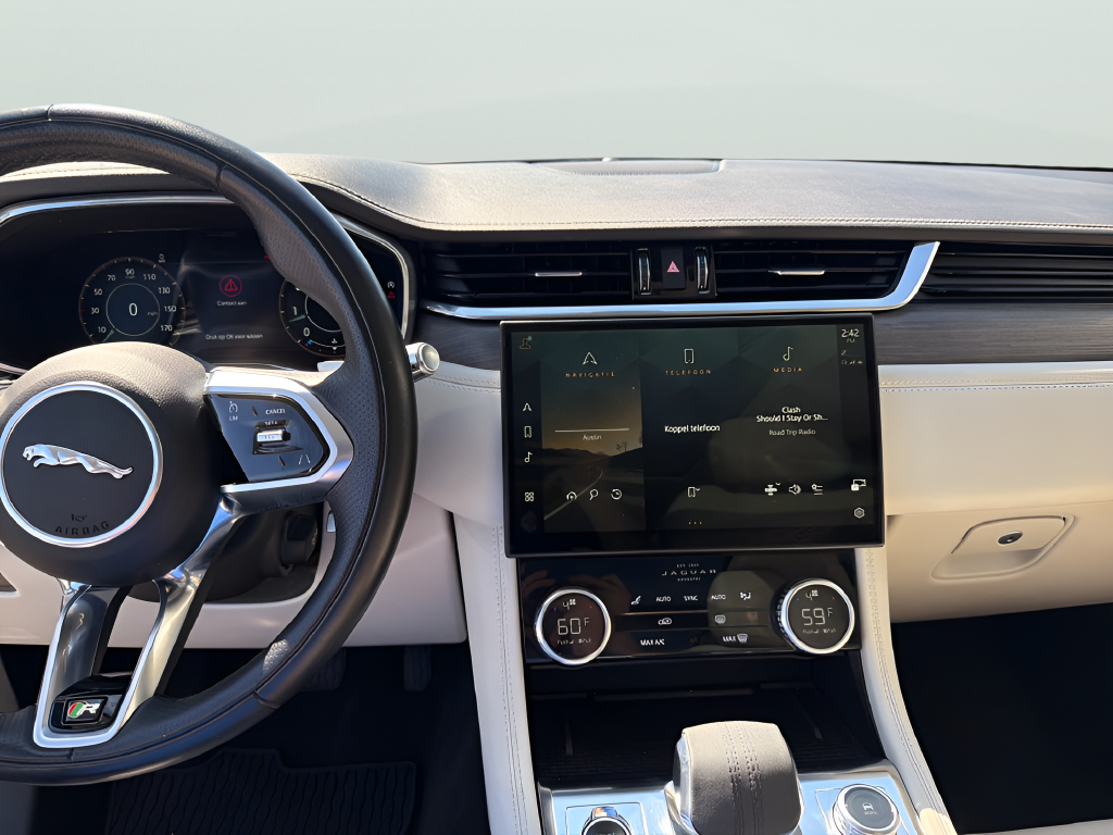 2021 Jaguar F-PACE P400 R-Dynamic S