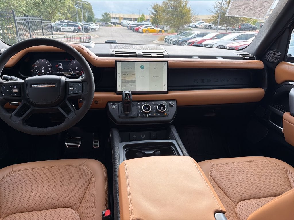 2024 Land Rover Defender 110 Carpathian Edition