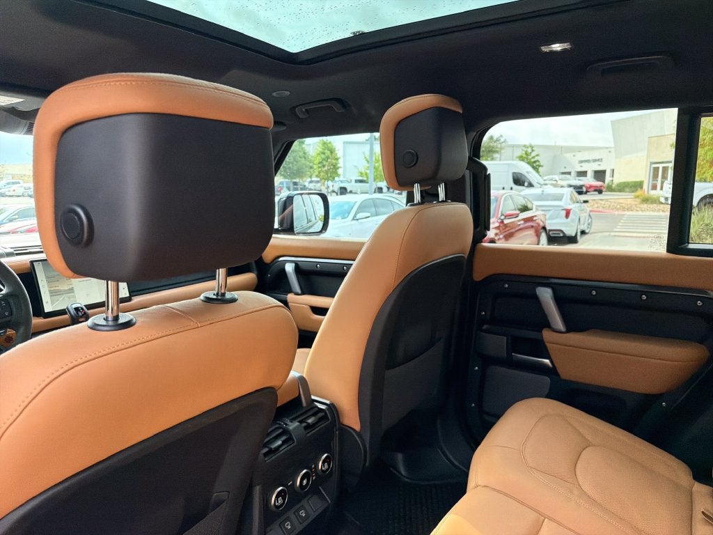 2024 Land Rover Defender 110 Carpathian Edition