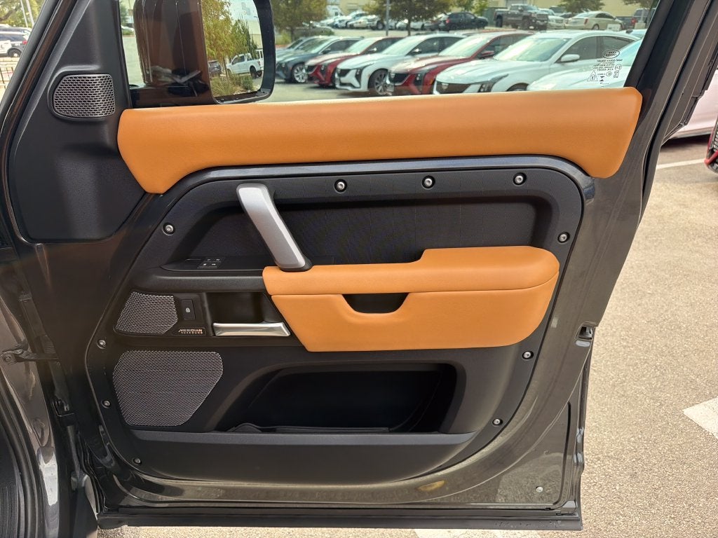 2024 Land Rover Defender 110 Carpathian Edition