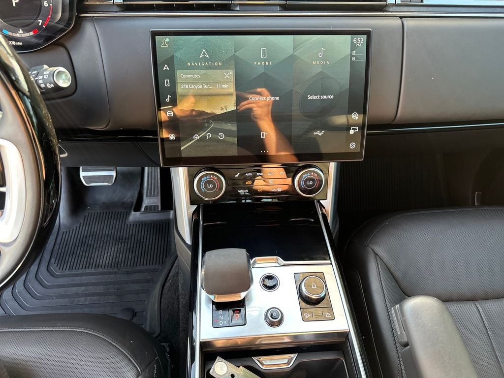 2023 Land Rover Range Rover SE