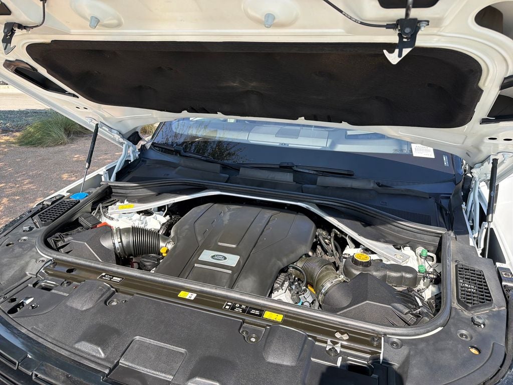 2022 Land Rover Range Rover SE LWB