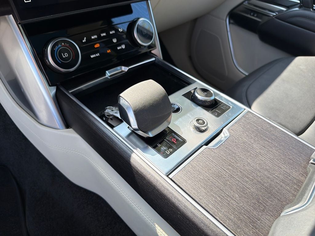 2022 Land Rover Range Rover SE LWB