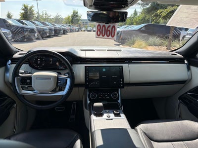 2022 Land Rover Range Rover SE LWB