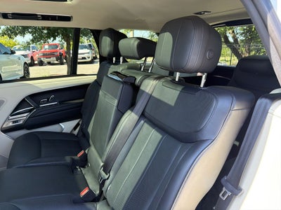 2022 Land Rover Range Rover SE LWB