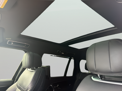 2023 Land Rover Range Rover SE LWB