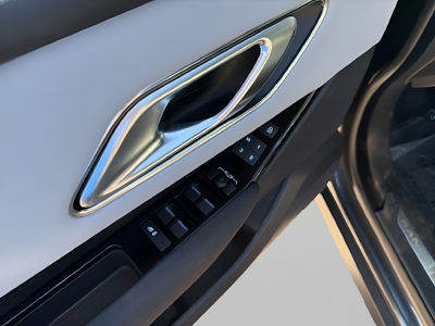 2024 Land Rover Range Rover Velar Dynamic SE