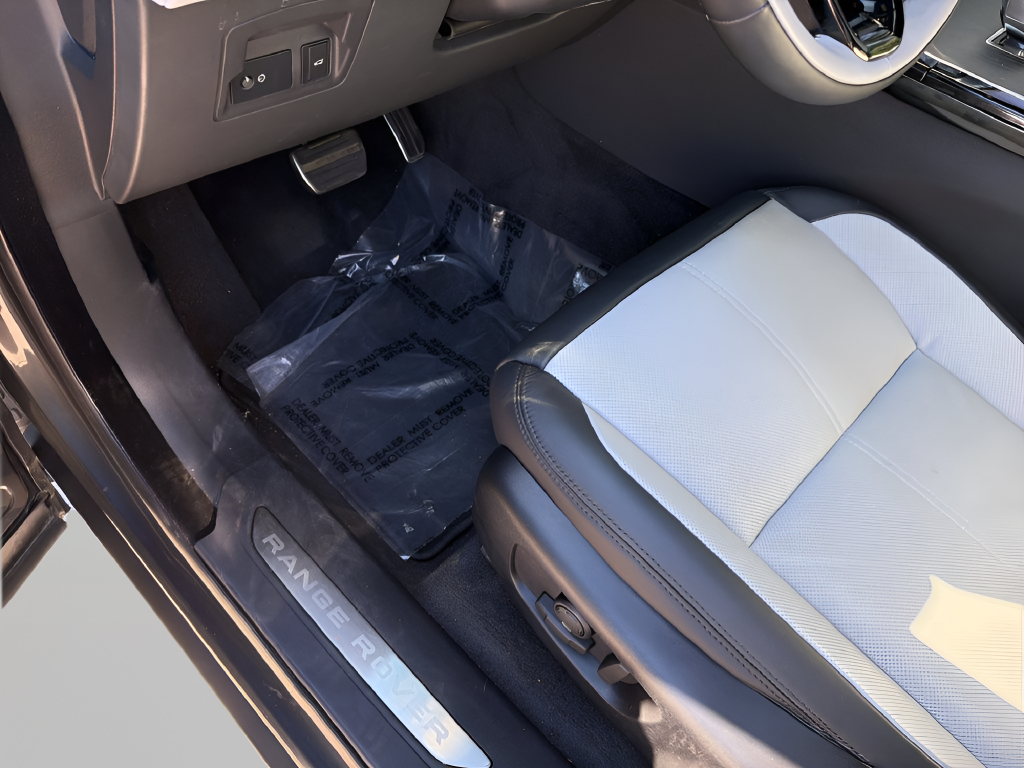 2024 Land Rover Range Rover Velar Dynamic SE