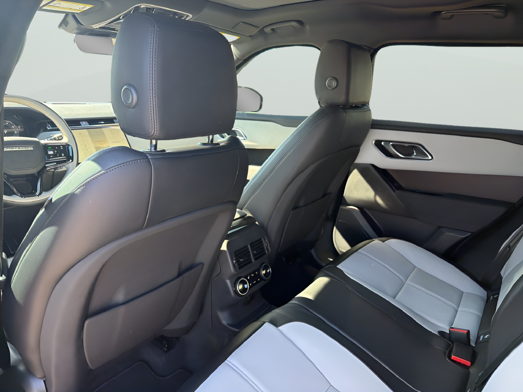 2024 Land Rover Range Rover Velar Dynamic SE