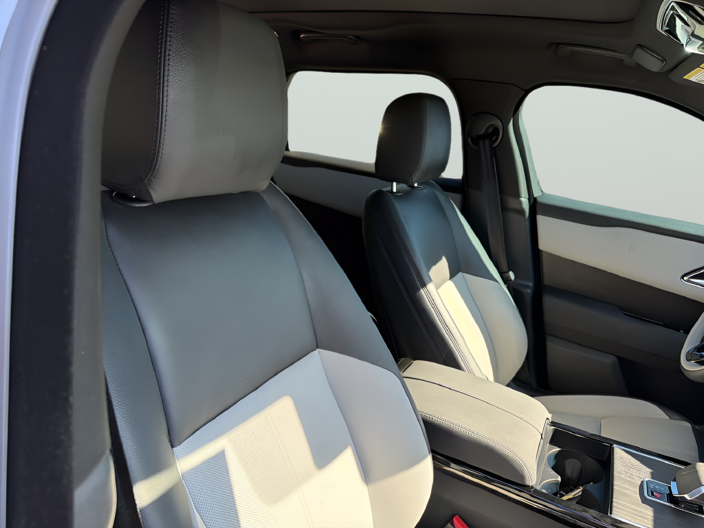 2024 Land Rover Range Rover Velar Dynamic SE