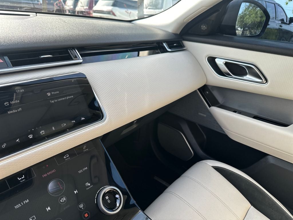 2018 Land Rover Range Rover Velar SE R-Dynamic