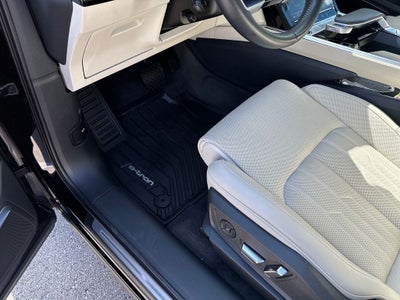 2021 Audi e-tron Prestige quattro