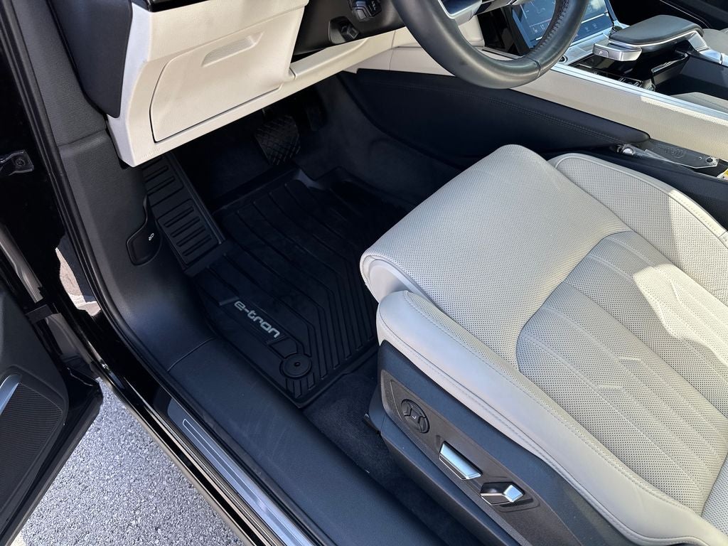 2021 Audi e-tron Prestige quattro