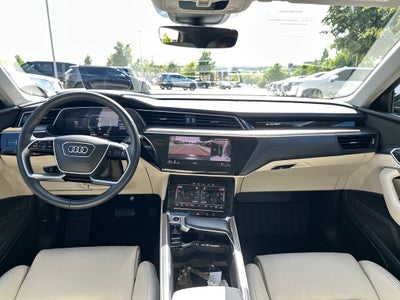 2021 Audi e-tron Prestige quattro
