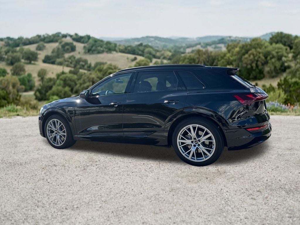 2021 Audi e-tron Prestige quattro