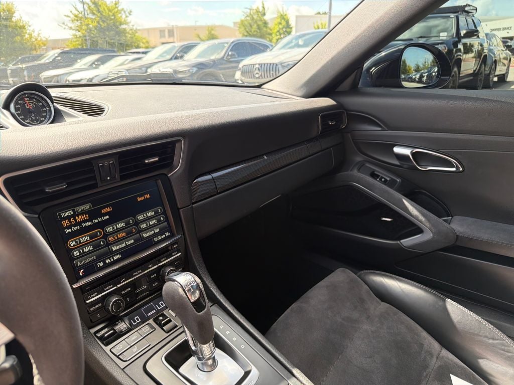 2016 Porsche 911 Carrera GTS
