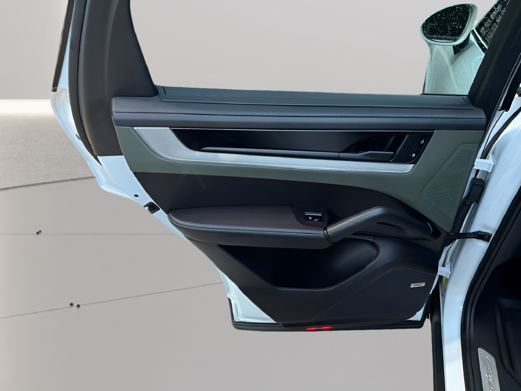2024 Porsche Cayenne Coupe Base