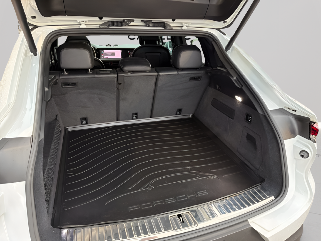 2024 Porsche Cayenne Coupe Base