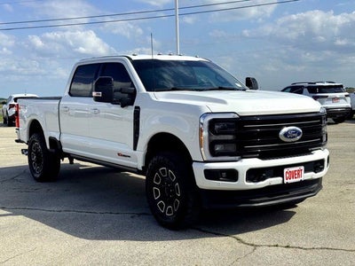 2025 Ford F-250SD Platinum
