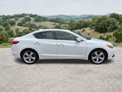 2015 Acura ILX 2.0L Automatic with Technology Package